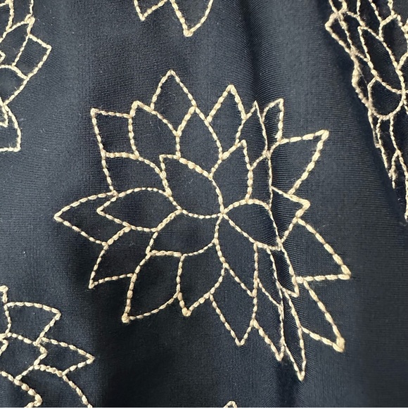 Tori Praver Floral One-Piece Swimsuit Plunge Black Medium Embroidered - Picture 7 of 11